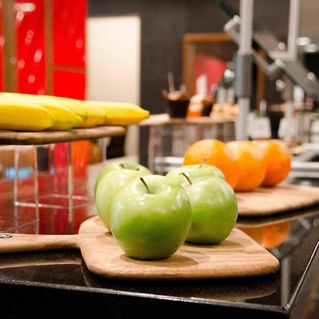 Courtyard By Marriott Minneapolis West Сейнт Луис Парк Екстериор снимка
