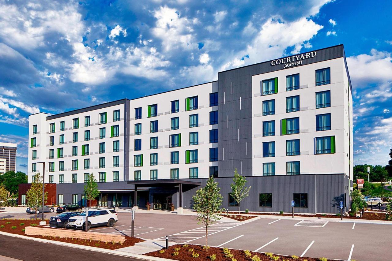 Courtyard By Marriott Minneapolis West Сейнт Луис Парк Екстериор снимка