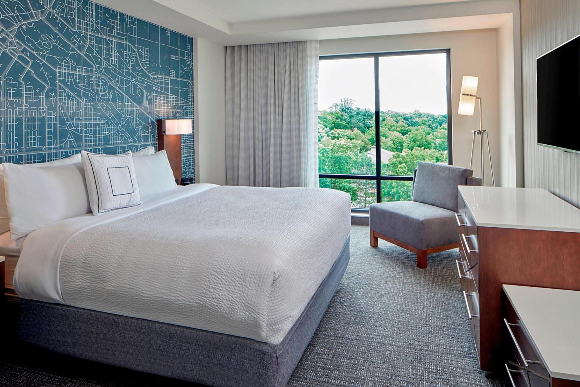 Courtyard By Marriott Minneapolis West Сейнт Луис Парк Екстериор снимка